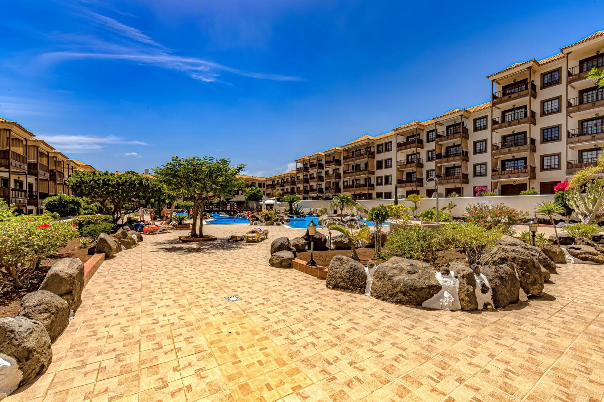 Atlantis 3 One Bedroom, Sea Front, In Complex With Pool Costa Del Silencio Exterior photo