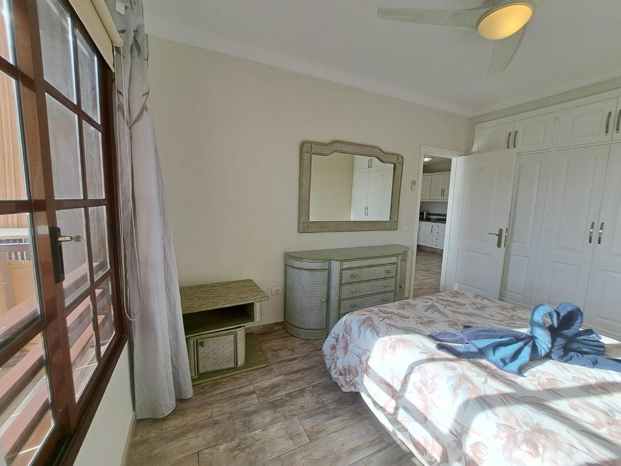 Atlantis 3 One Bedroom, Sea Front, In Complex With Pool Costa Del Silencio Exterior photo